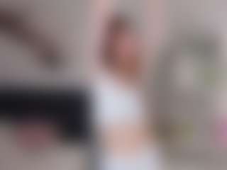 Live cam show with IllaShappard - New Small Tits on Camsoda