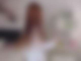 Live cam show with IllaShappard - New Teen (18+) on xDating