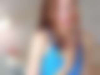 Live cam show with IllaShappard - Green Eyes on Camsoda