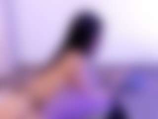 Live cam show with kiara-velvet - Athletic on CamwithHer