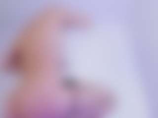 Live cam show with kiara-velvet - Athletic on camwithhim.com