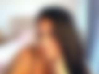 Show de câmera ao vivo com Madelene-Navarro - Genital Piercings no Camsoda