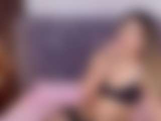 MeganCrow22's Live Sex Cam Show