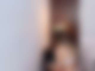 Live cam show with MeganCrow22 - Blonde Hair Teen (18+) on intimatelivegirls.com