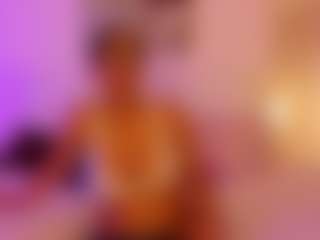 Live cam show with miia-wills - Big Ass on PervPlay.com
