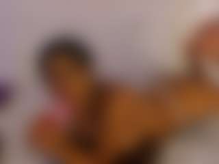 miia-wills's Live Sex Cam Show