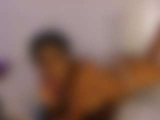 miia-wills's Live Sex Cam Show