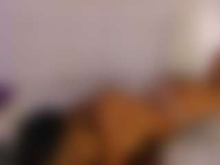 miia-wills's Live Sex Cam Show