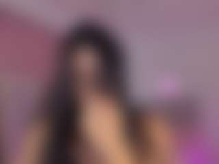 Live cam show with Missgissel - Tattoos on SmokeAndPoke