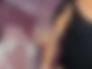 Spettacolo in cam dal vivo con Missgissel - Orgasm su Camsoda