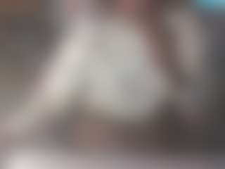 Live cam show with nastythicccdianasquirts - Ebony Petite on Milfs Live