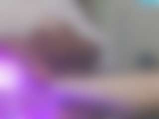 Live cam show with nastythicccdianasquirts - Bedroom Black on livesuperchat.net