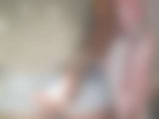 Live-Cam-Show mit nastythicccdianasquirts - Ebony Petite auf Camsoda