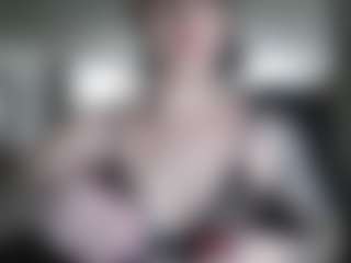 naughtycoupleweare's Live Sex Cam Show