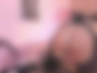 Roxy-Harkkov's Live Sex Cam Show