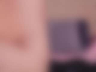 sasha-brunettee's Live Sex Cam Show