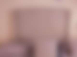 sasha-brunettee's Live Sex Cam Show