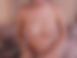 sasha-brunettee's Live Sex Cam Show