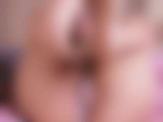 sasha-brunettee's Live Sex Cam Show