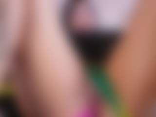 sasha-brunettee's Live Sex Cam Show
