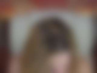 Live cam show with ScarletJoy - Big Tits on TeamSkeetLive