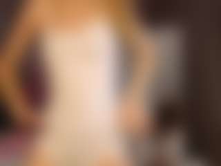 Live cam show with suedreamyy - Red Hair College on Mixed Magazine Live