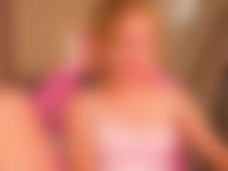 Live cam show with suedreamyy - Lean on TeamSkeetLive