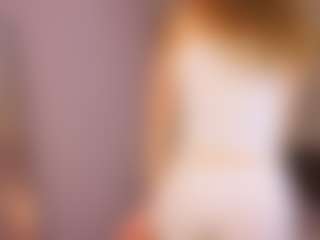 Live cam show with suedreamyy - Thong on CamClone