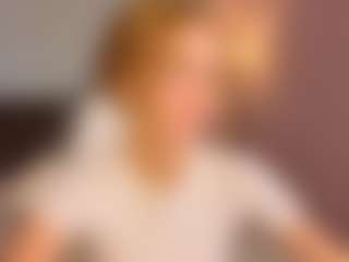 Live cam show with suedreamyy - Red Hair Young Adult on https://playwithruby.com