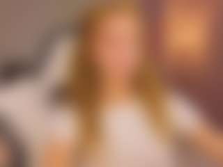 Live cam show with suedreamyy - Red Hair Young Adult on Soda Cam