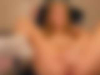 Live cam show with suedreamyy - Green Eyes on CamwithHer
