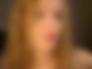 Spettacolo in cam dal vivo con suedreamyy - Red Hair HD su Camsoda