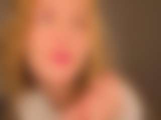 Live cam show with suedreamyy - Striptease on justonemore.cc