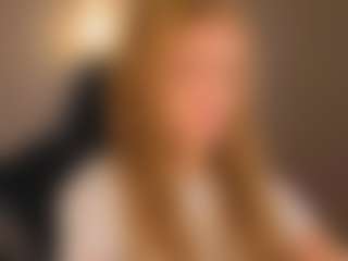 Live cam show with suedreamyy - HD on livesexfox.com