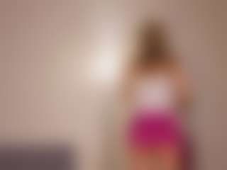 Live cam show with suedreamyy - Bedroom Red Hair on Soda Cam