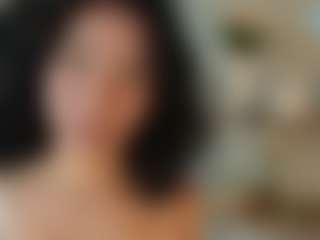 Live cam show with AlanaBourne - Flashing on livesuperchat.net