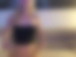 alya-rose's Live Sex Cam Show