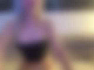 alya-rose's Live Sex Cam Show