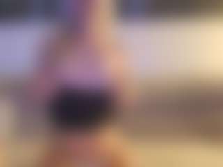 alya-rose's Live Sex Cam Show
