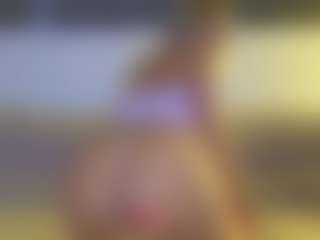 alya-rose's Live Sex Cam Show