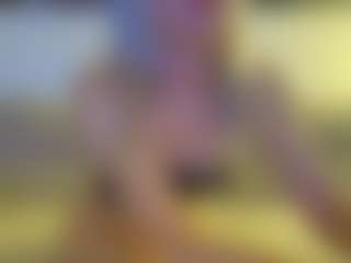 Live cam show with alya-rose - Athletic Strip on xxxlivecams.org