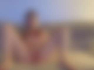 Live cam show with alya-rose - Brown Eyes Blonde Hair on SinfulBabes