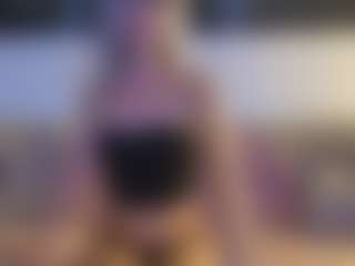 Live cam show with alya-rose - Lush on intimatelivegirls.com