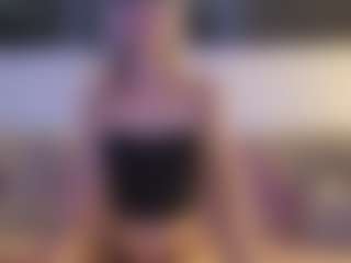 Live cam show with alya-rose - Teen (18+) on intimatelivegirls.com