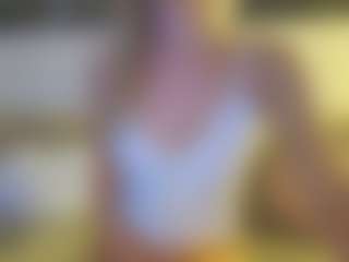 Live cam show with alya-rose - Blonde Hair Petite on Camsoda