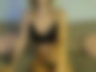 alya-rose's Live Sex Cam Show