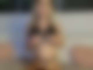 alya-rose's Live Sex Cam Show