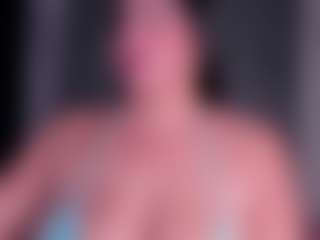 Live cam show with ASTRIDQUEEN - Full Nudity on Camiplay Live