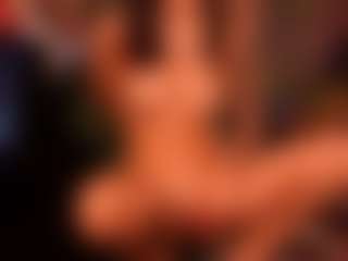 Avelynee's Live Sex Cam Show
