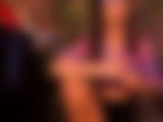Avelynee's Live Sex Cam Show